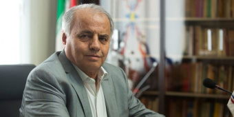 ملت ها با حفظ زبان‌شان زنده می مانند